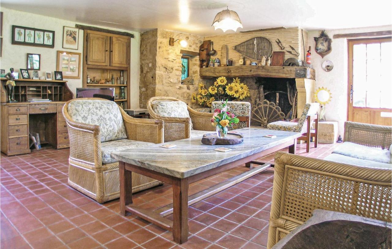 4 Bedroom Gorgeous Home In Monpazier Kültér fotó